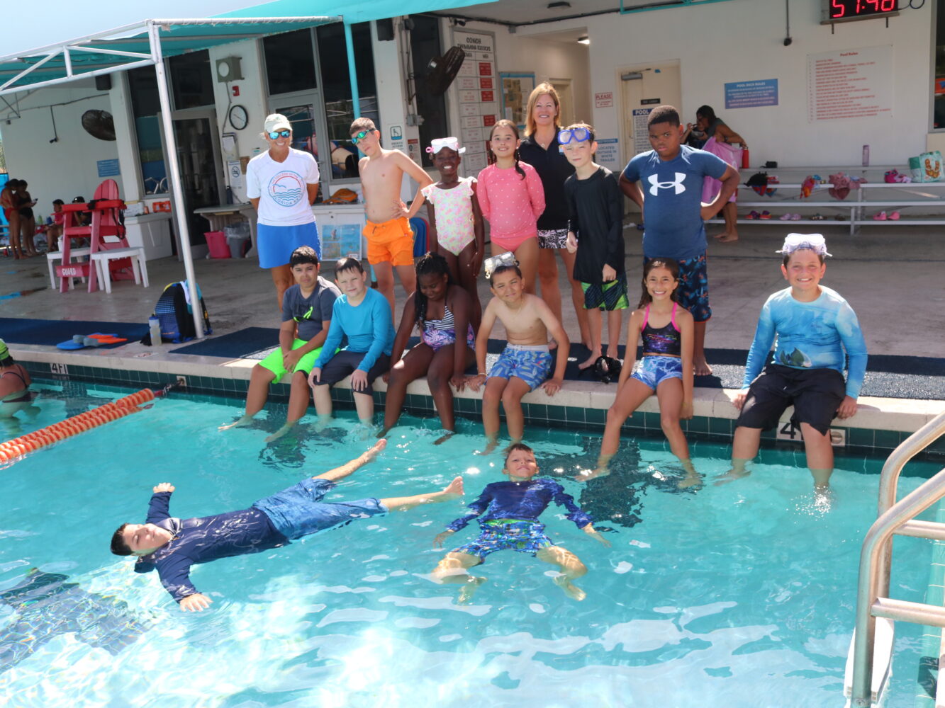 Group photo swim lessons